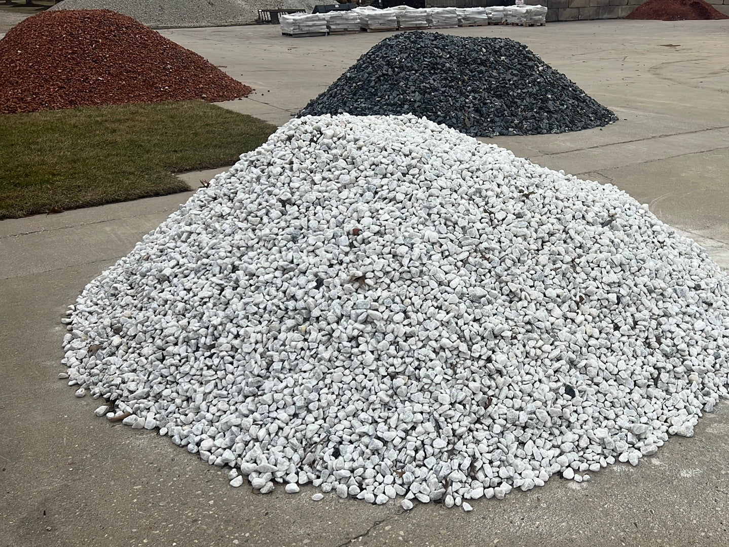 White marble stone 1-1.5” - 🌲
